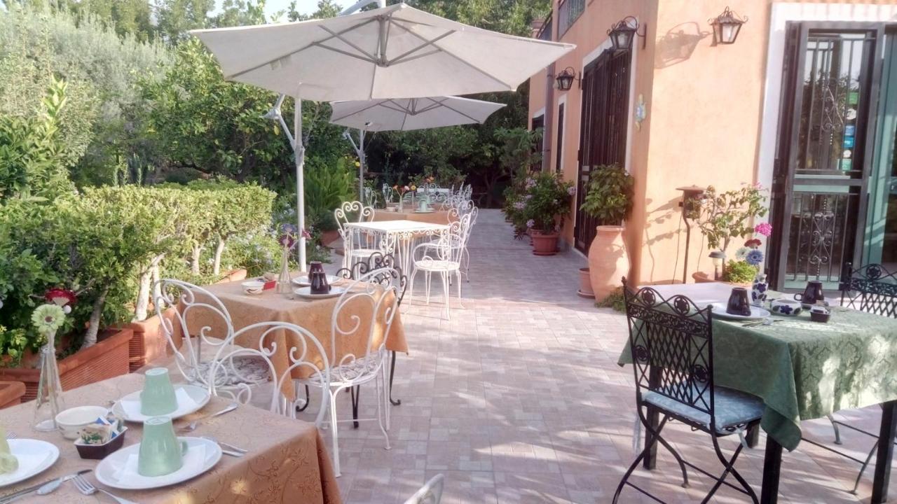 Couette-café Maria Giovanna Giardini-Naxos