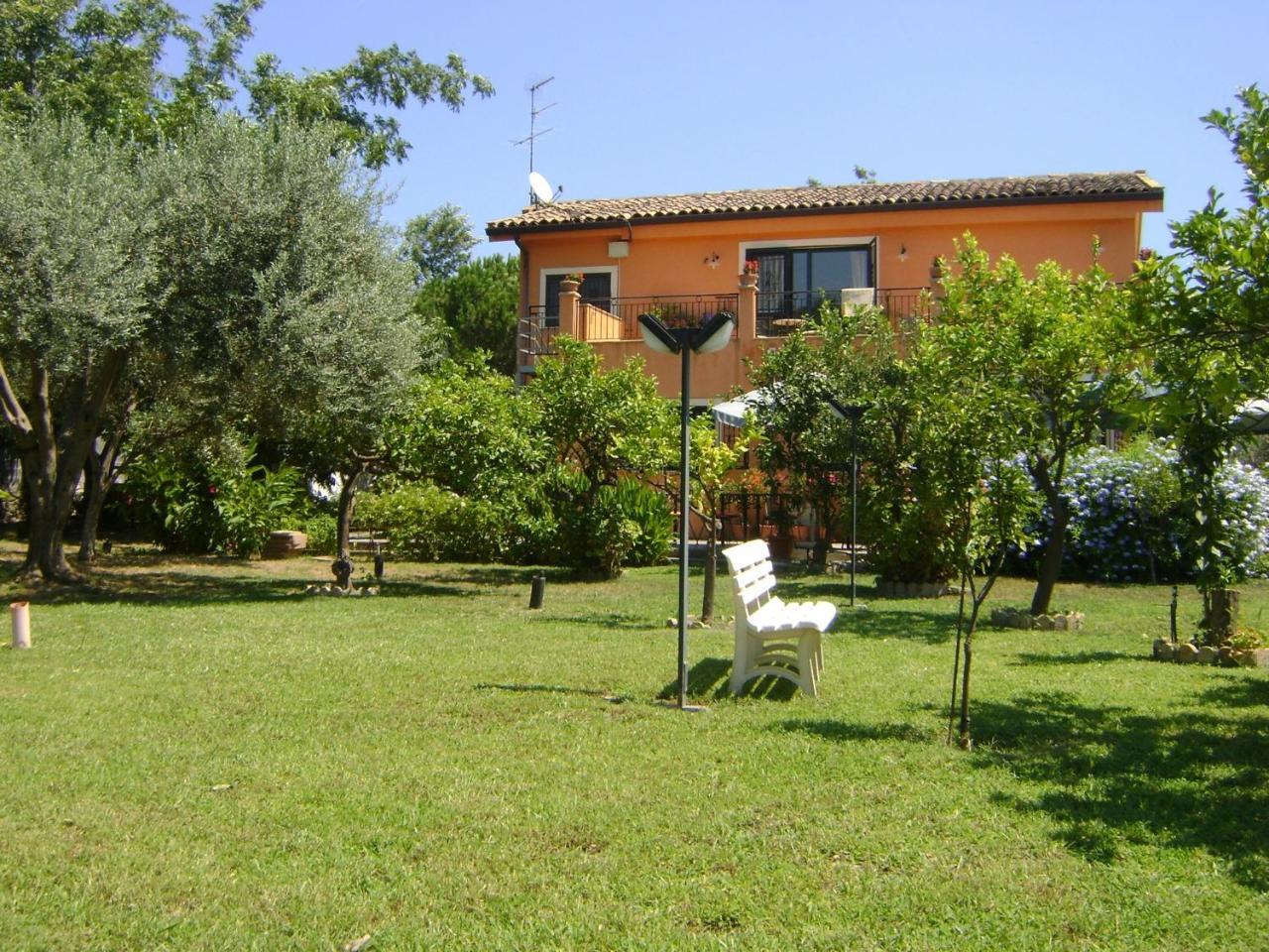 Couette-café Maria Giovanna 3*